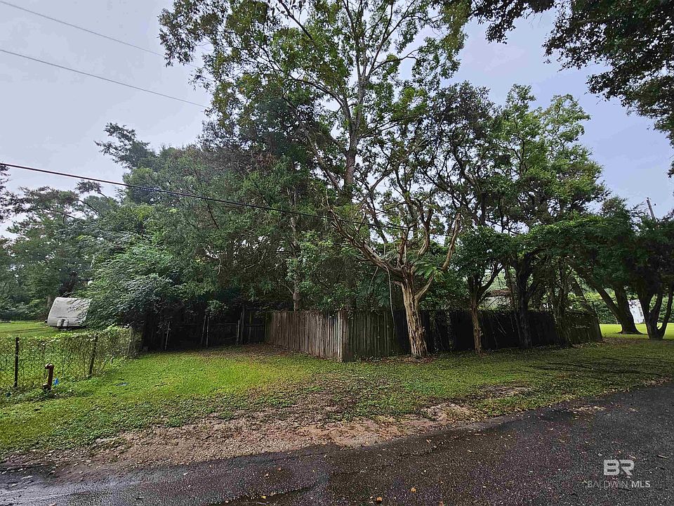 1st image of 5680 Bel Air Dr