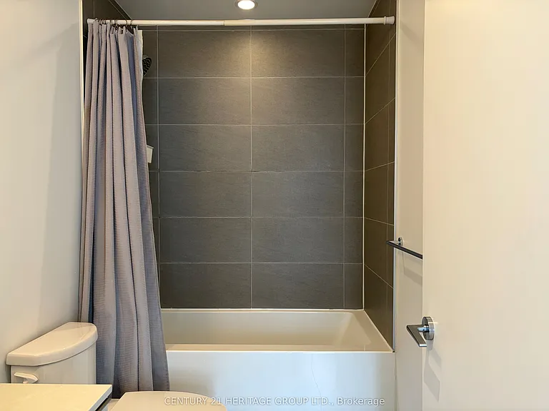 5 Buttermill Ave #6001 — Photo 12