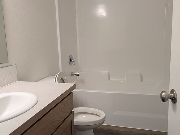 5th image of 3671 S Penn Pl