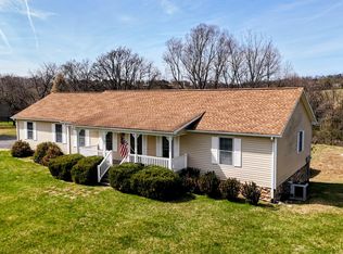 438 Wheatlan Dr, Lexington, VA 24450