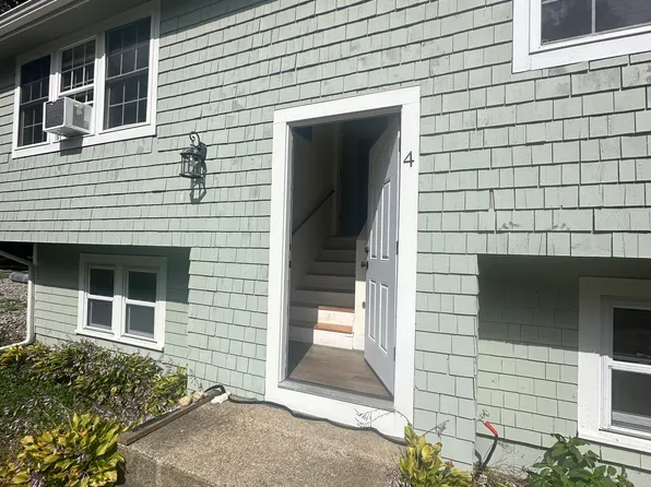 4 Tri Town Cir #2, Mashpee, MA 02649