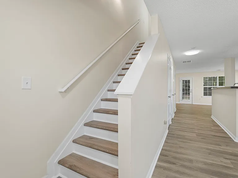 745 Outlook Way — Photo 17