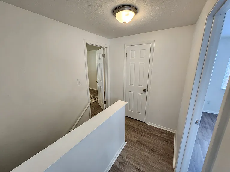 2472 Warren Pkwy — Photo 5