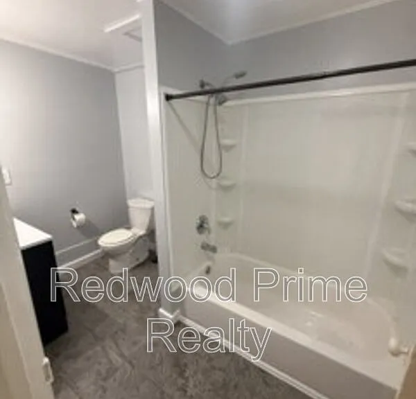 901 N 4th Ave #1 — Photo 10
