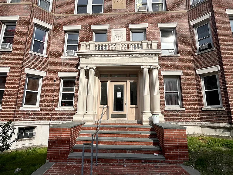 11 Scottfield Rd #5 — Photo 1