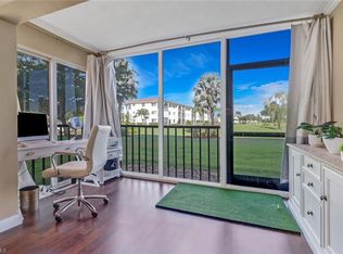 37 High Point Cir E APT 101, Naples, FL 34103