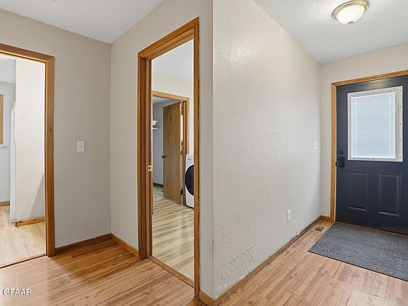 3rd image of 3448 9th Ave NE