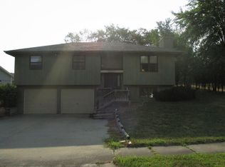 1510 W 4th St, Pella, IA 50219