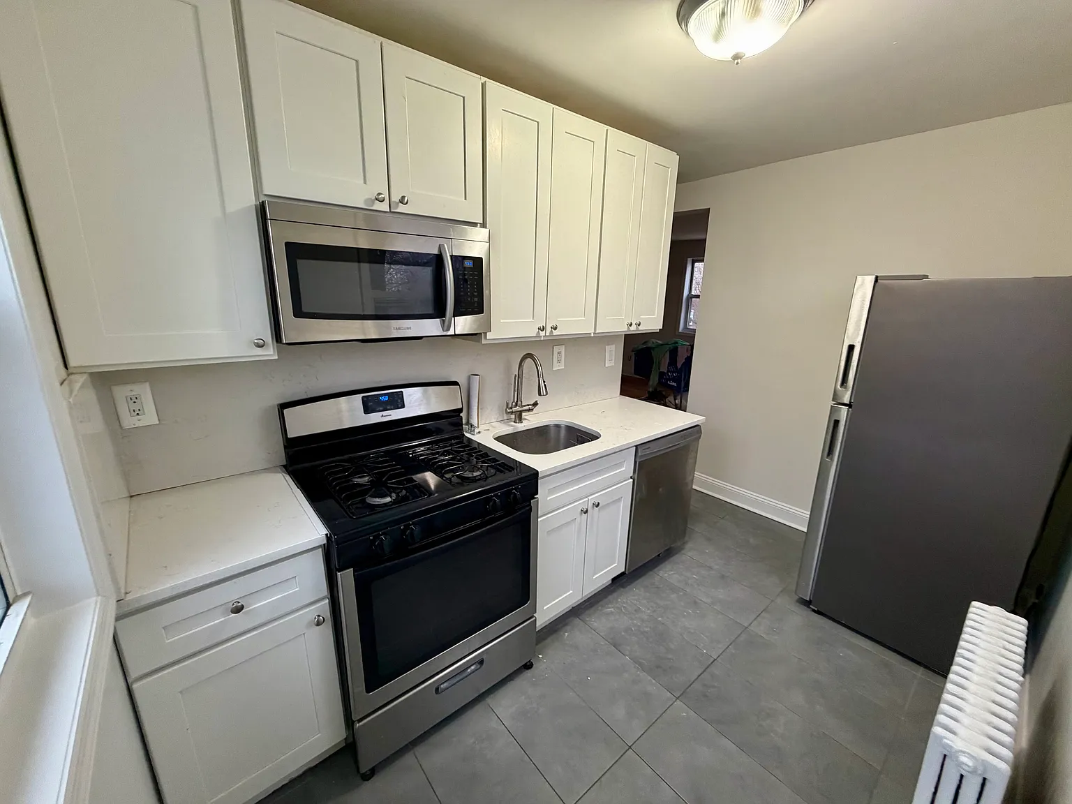 223rd Pl, Oakland Gardens — Photo 1