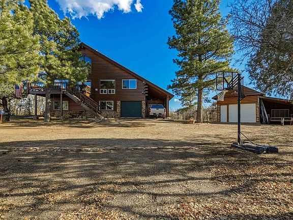 3rd image of 865 S Pagosa Boulevard