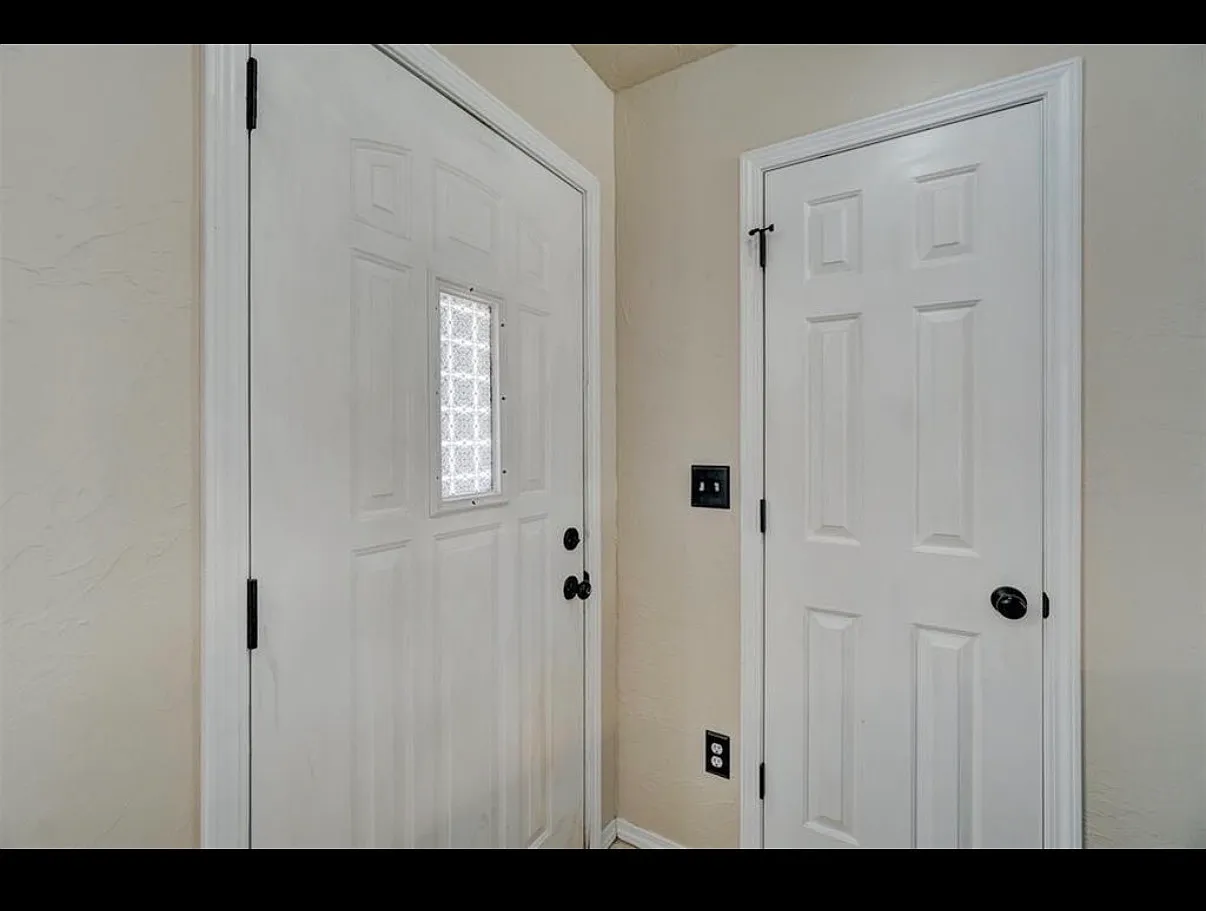 3 bed, 1162 sqft, $1,500 — Photo 3