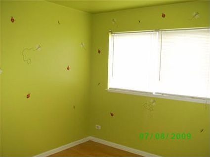 5th image of 1702 N Ashley Ln