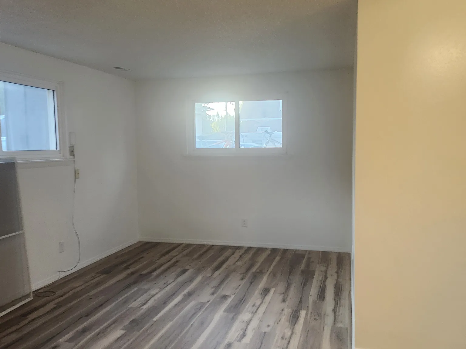 815 E Ivinson Ave — Photo 2