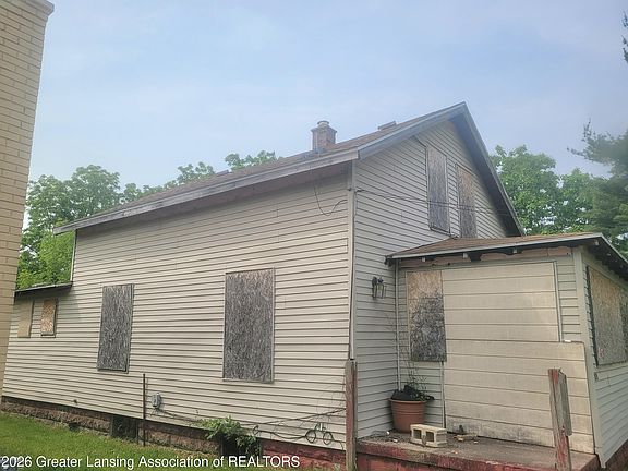 3rd image of 2315 N High St
