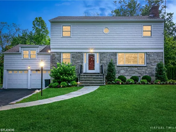 56 Gedney Park Drive, White Plains, NY 10605