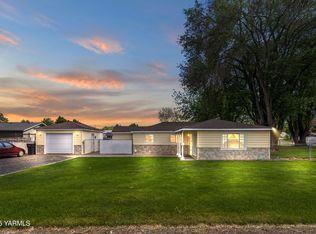 6810 W Nob Hill Blvd, Yakima, WA 98908