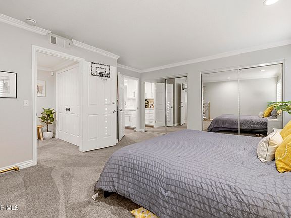 5th image of 1525 Brentford Ave