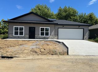2964 Enclave Ct, Newburgh, IN 47630