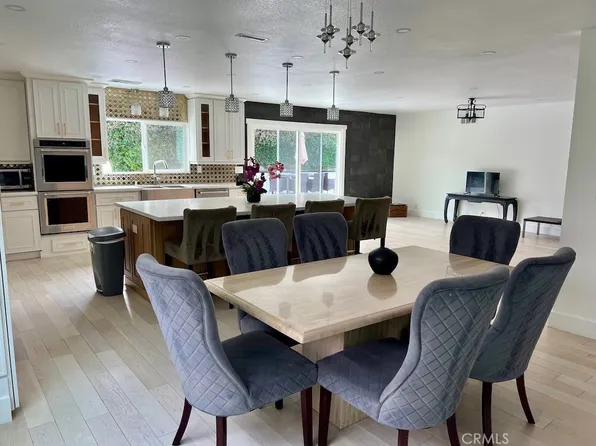 3303 Sawtooth Ct, West Lake Village, CA 91362