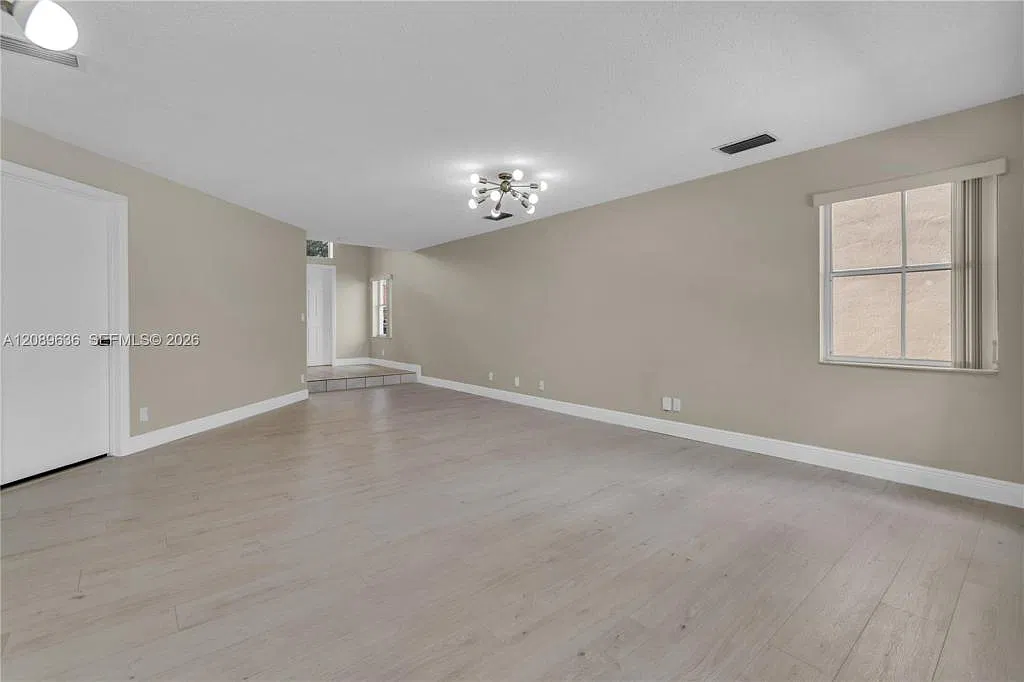 8291 SW 44th Pl, 0 — Photo 2