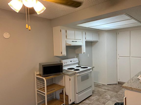 5th image of 15000 Halldale Ave APT 105