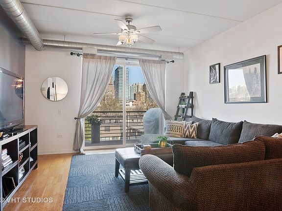 2nd image of 873 N Larrabee St APT 406
