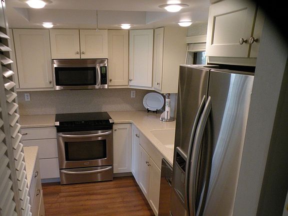 4th image of 45 Village Del Lago Cir