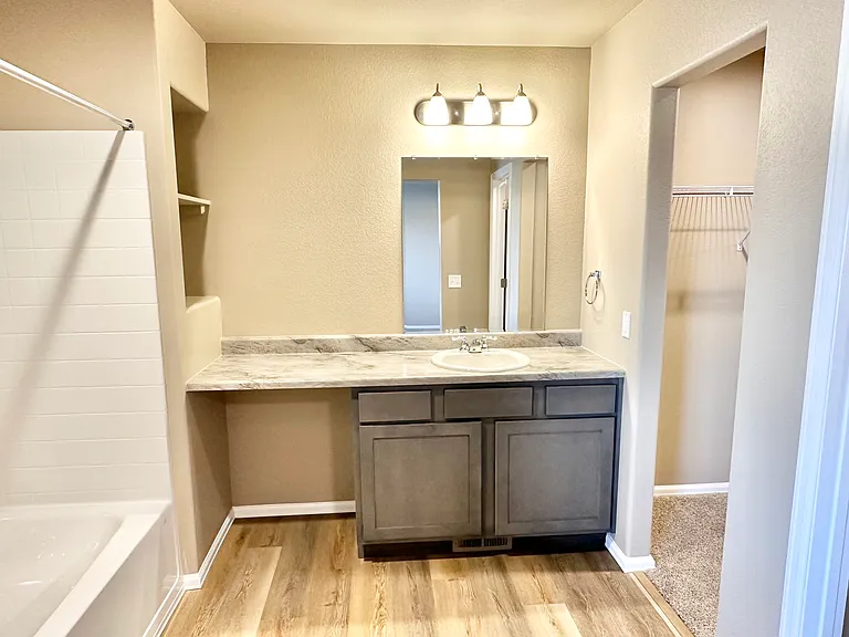 1720 Belton Hts — Photo 11