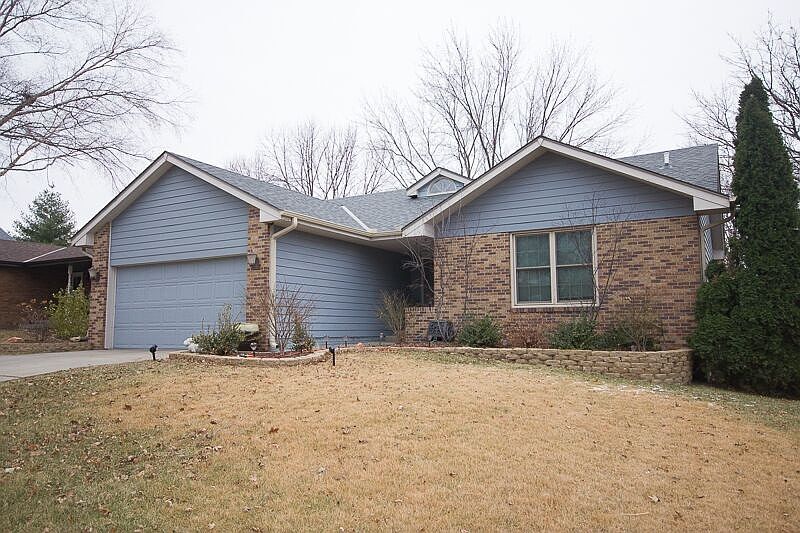 1st image of 3317 Briarwood Ave