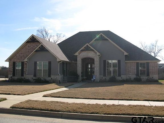 3rd image of 118 Nathan Dr