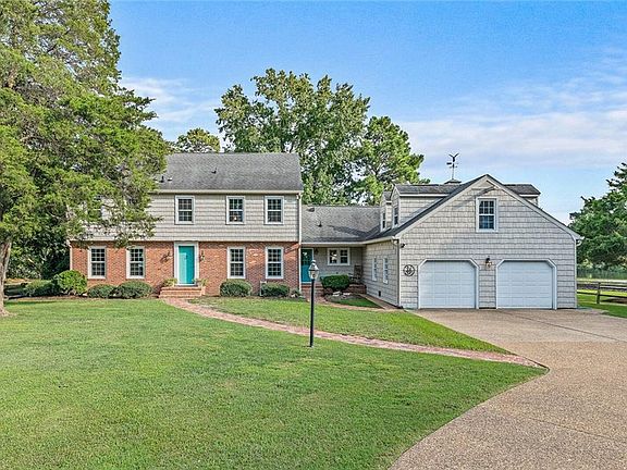 3rd image of 304 Dawson Dr