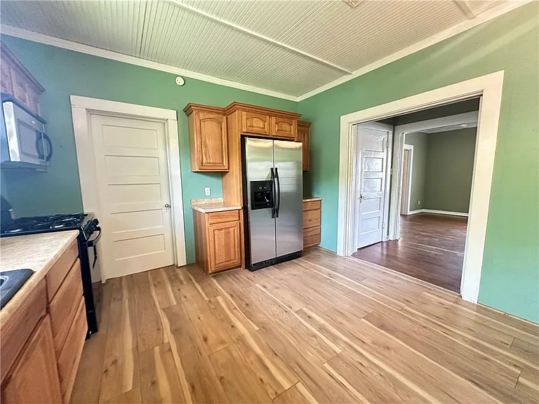 131 Dell Ave — Photo 13