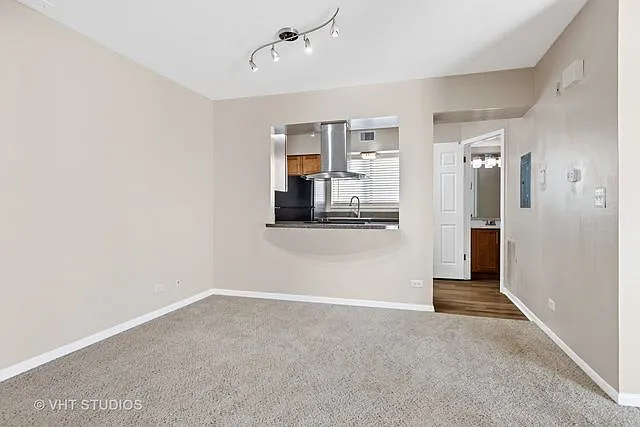 1627 Westminster Dr #104 — Photo 23