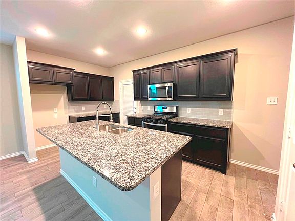 3rd image of 2990 Cedeno Dr