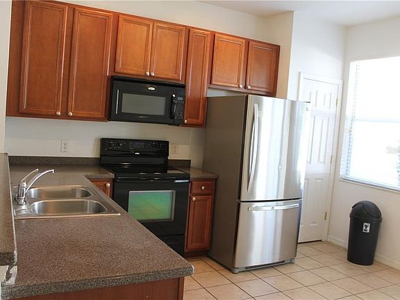 4th image of 5163 Regatta Dr