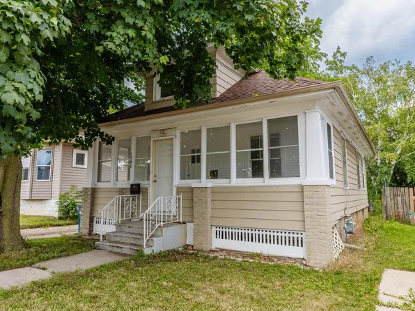 1542 North STREET, Racine, WI 53402