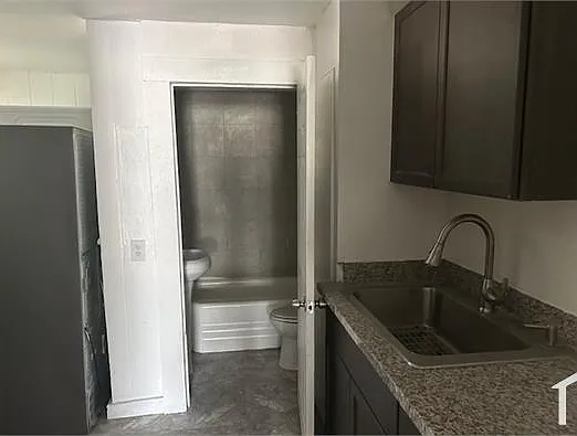 2430 Altoona St — Photo 10