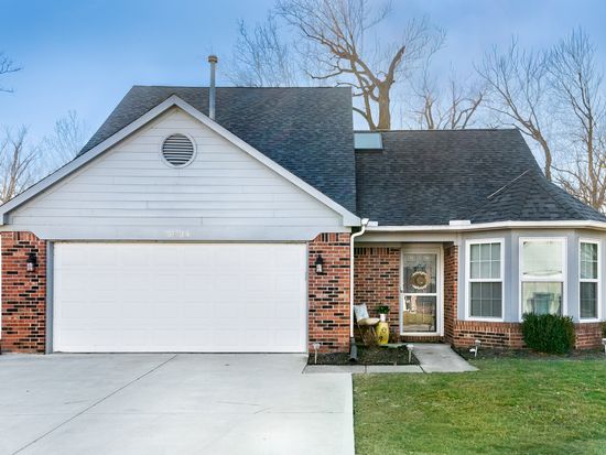 5834 Cross Bridge Cir, Plainfield, IN 46168