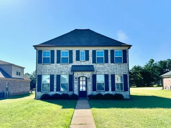 405 Azalea Dr, Somerville, TN 38068