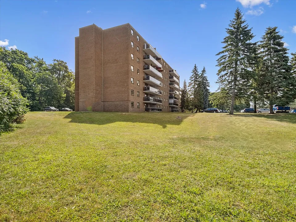 101 Kozlov St