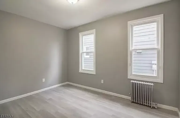 127 Brookwood St #1 — Photo 5