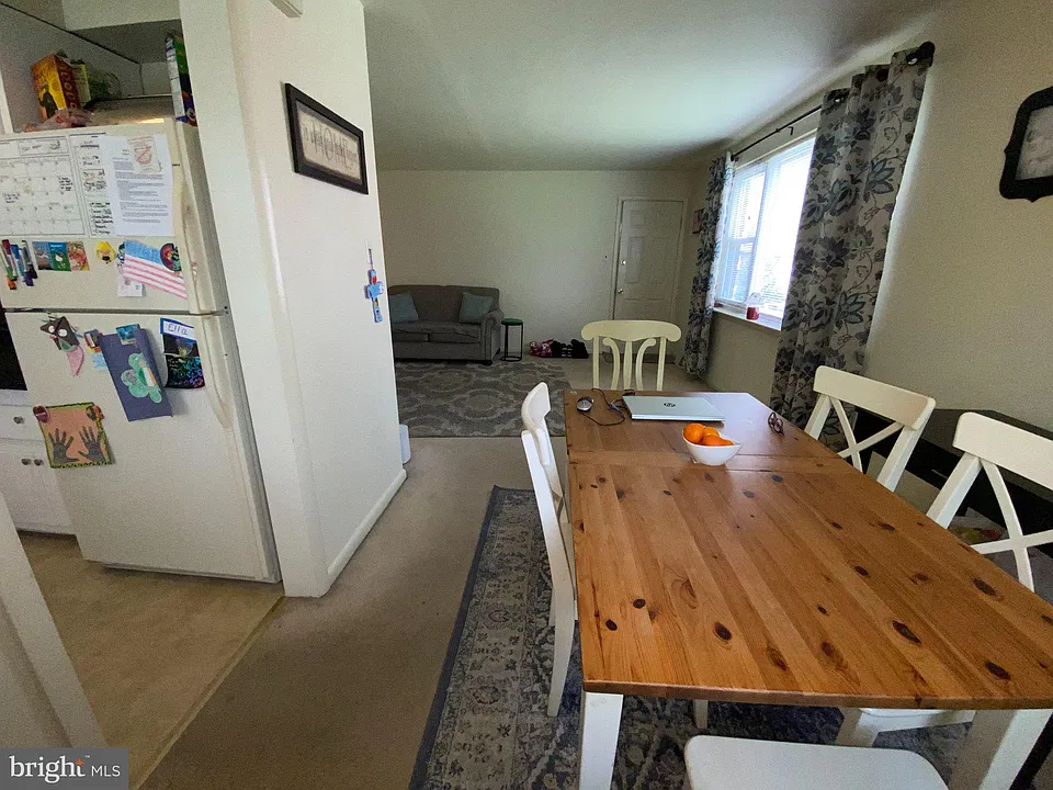 16 Midland Rd