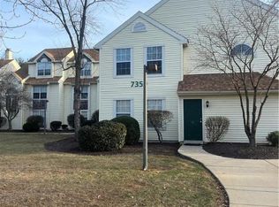 7359 Sauerkraut Ln #Q, Macungie, PA 18062