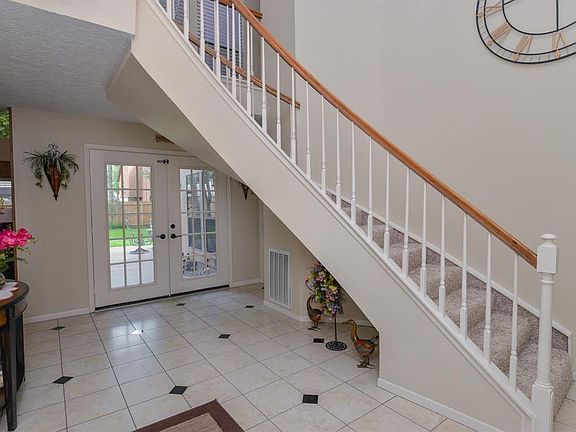 4th image of 1715 Cobblestone Ct