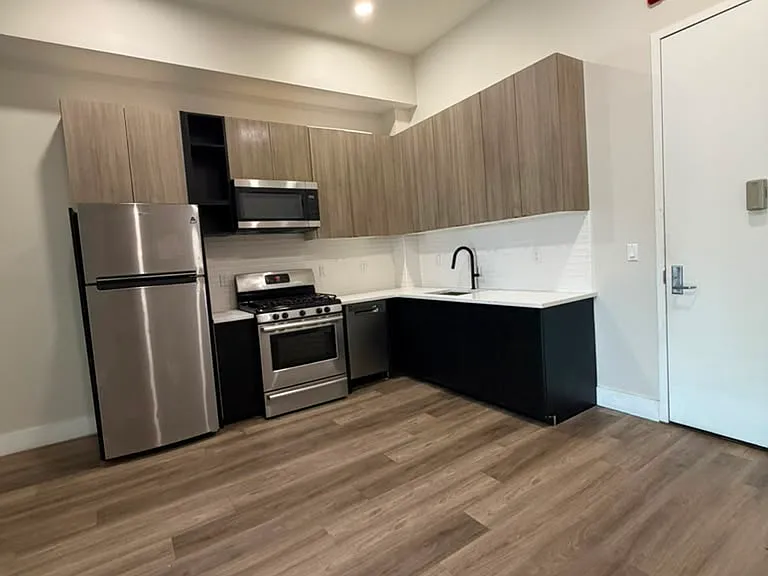 328 W Front St #300 — Photo 2