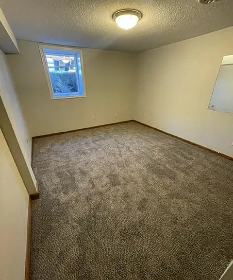 1580 James Dr — Photo 7