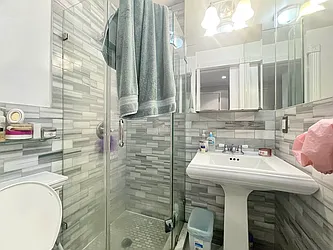 Rented by Century 21 Premier 