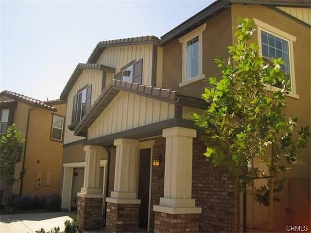 1st image of 1915 Valentine Cir