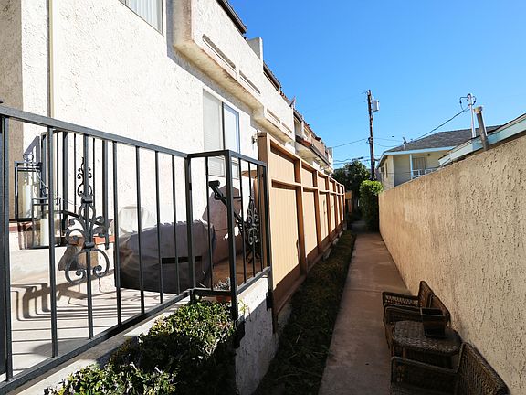 3rd image of 6042 Temple City Blvd APT C