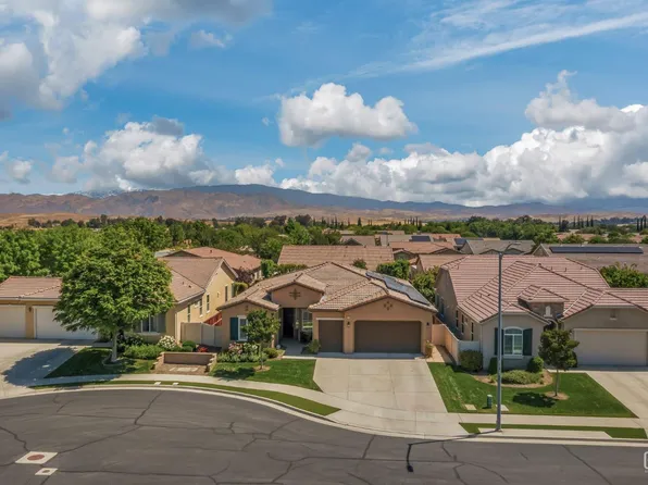 6409 Dover Pl, Bakersfield, CA 93306